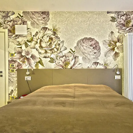 Hotel Venezia 3*